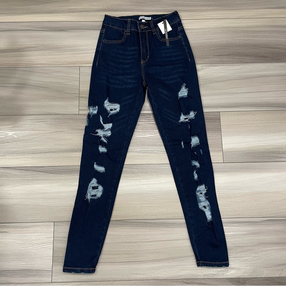 NWT REVAMPED DENIM High Rise Distressed Jeans with Stretch Size 00